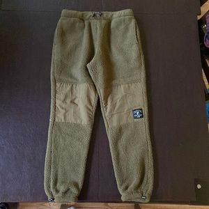 Pacsun loose fluffy sweats, S